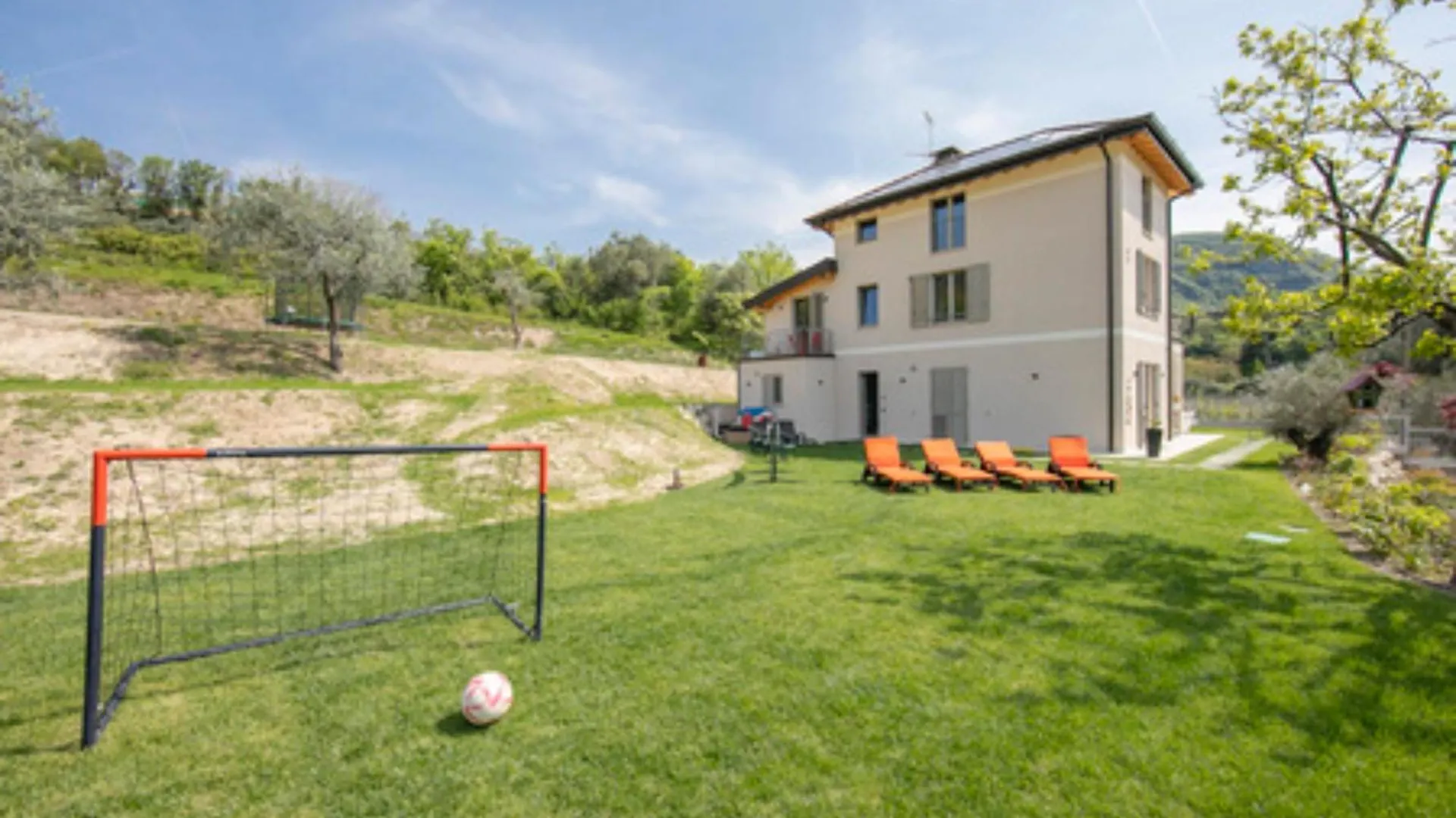 Ricomilla Holiday - Family Friendly Roe Apartment